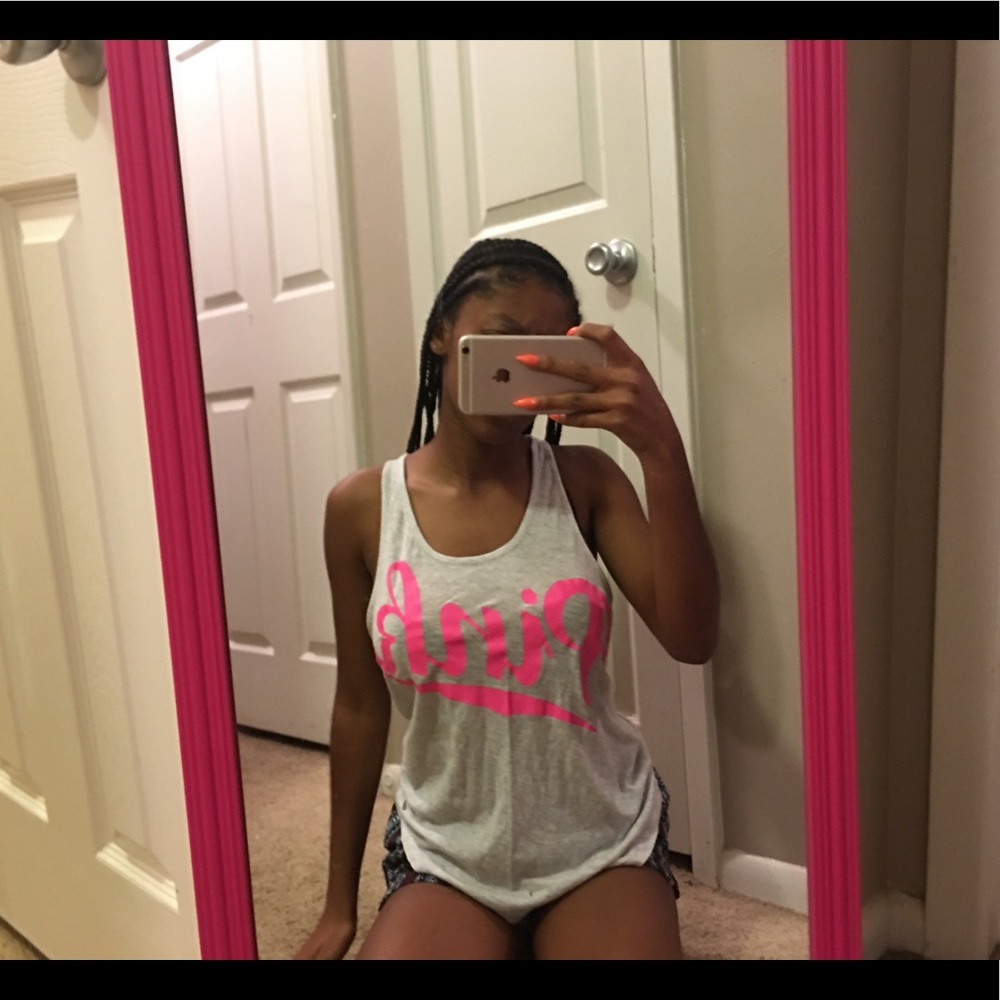 Vs pink muscle tee